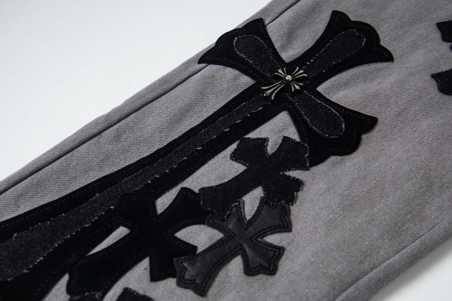 Chrome Hearts NEW Pants 825